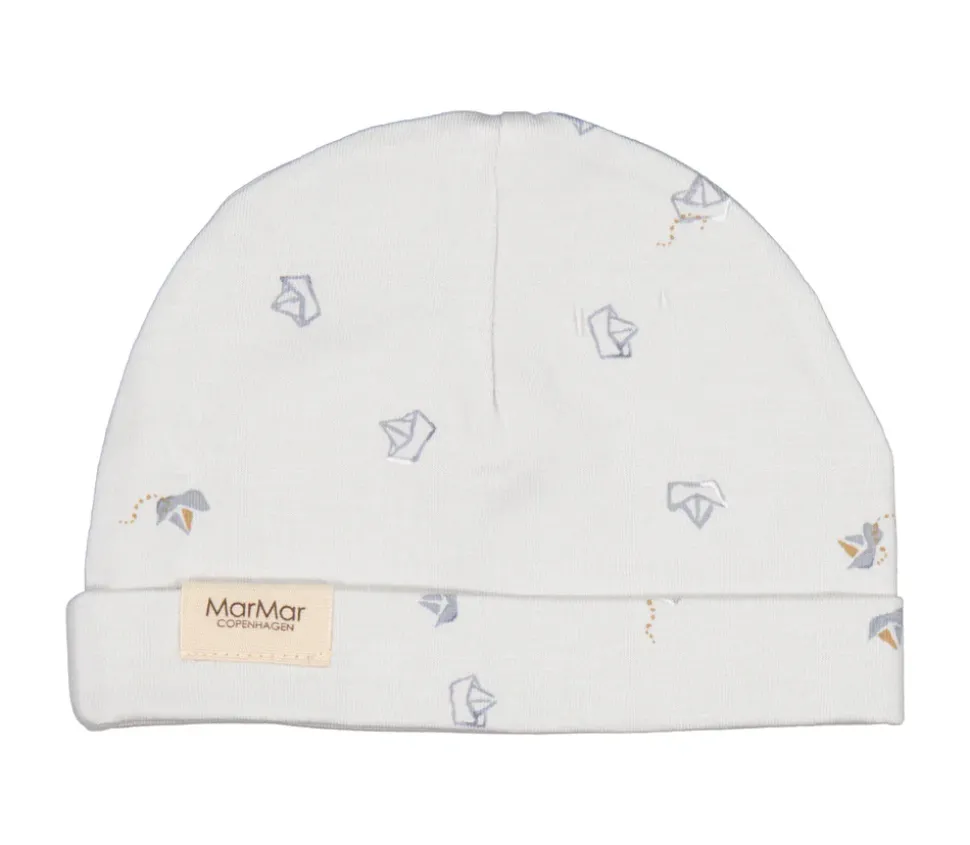 Aiko, Hat