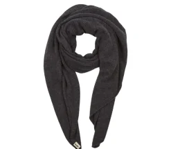 Ario W, Scarf