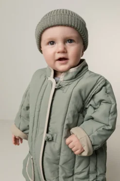 Atlas, Beanie