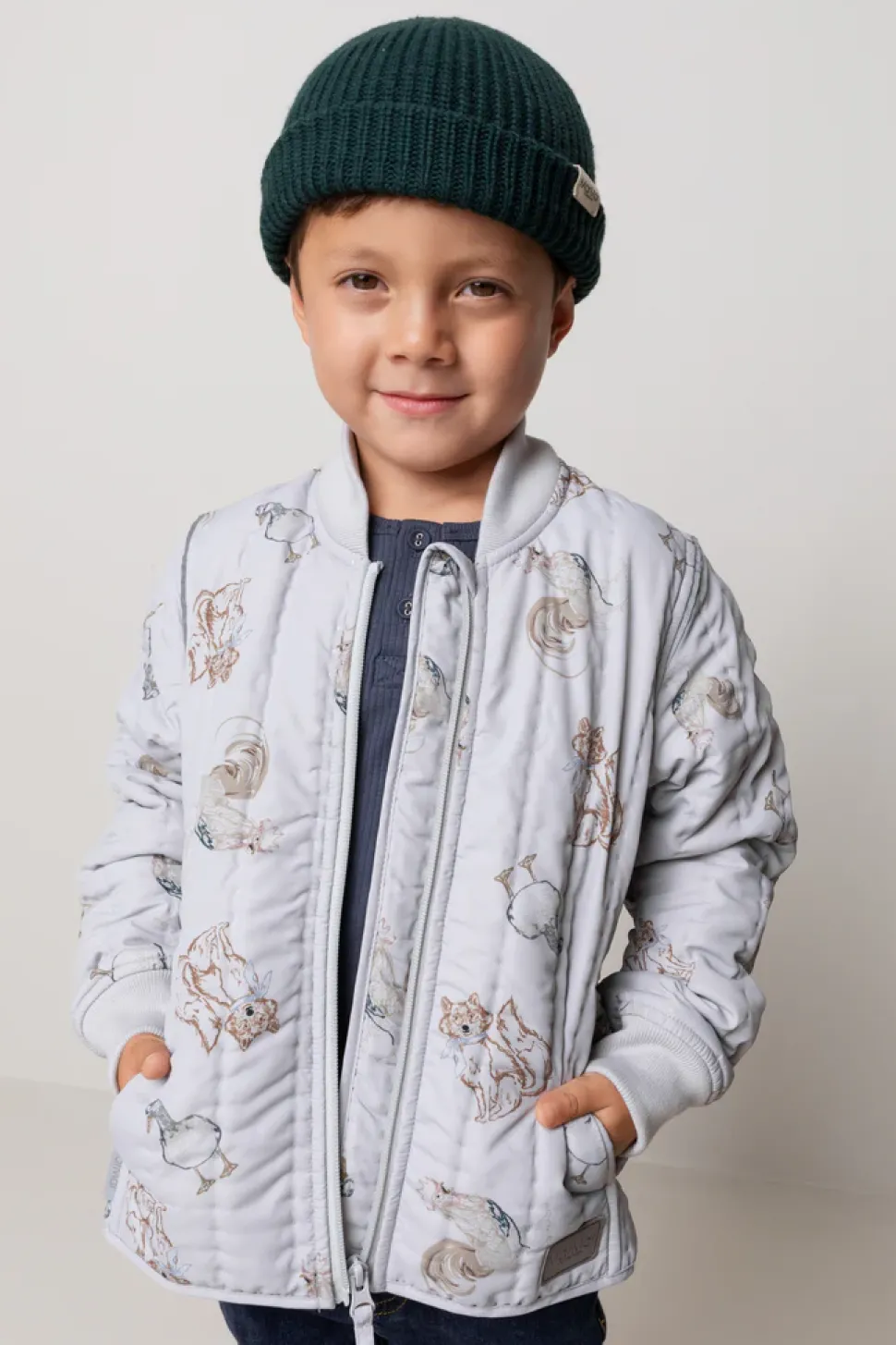 Atlas, Hat