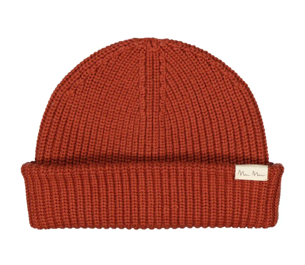 Atlas W, Hat