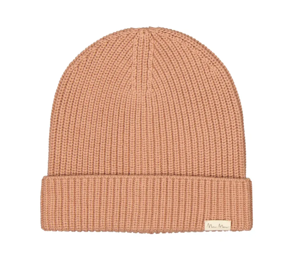 Atlas W, Hat