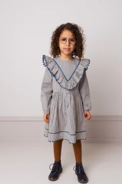 Daljana, Dress