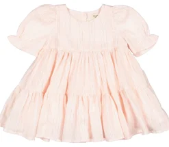 Damita, Dress