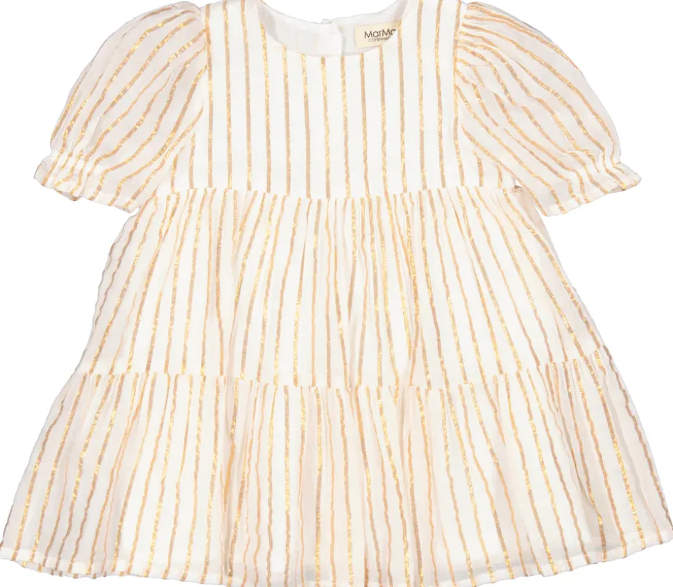 Damita, Dress