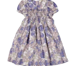 Darcel, Dress