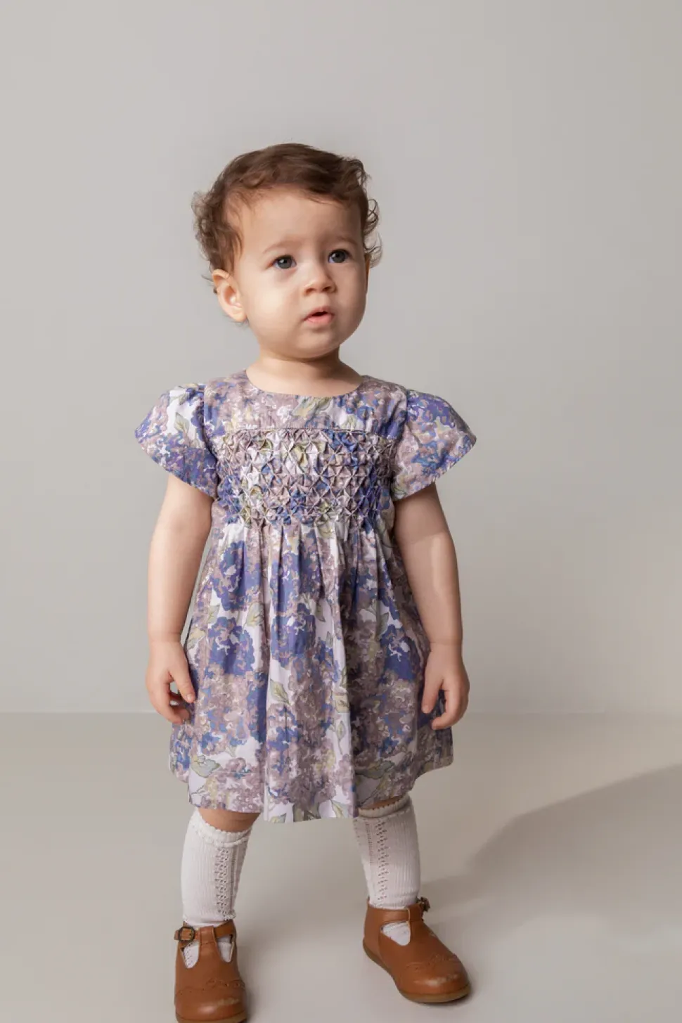 Daylin, Dress