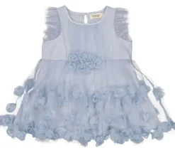 Dinne, Dress