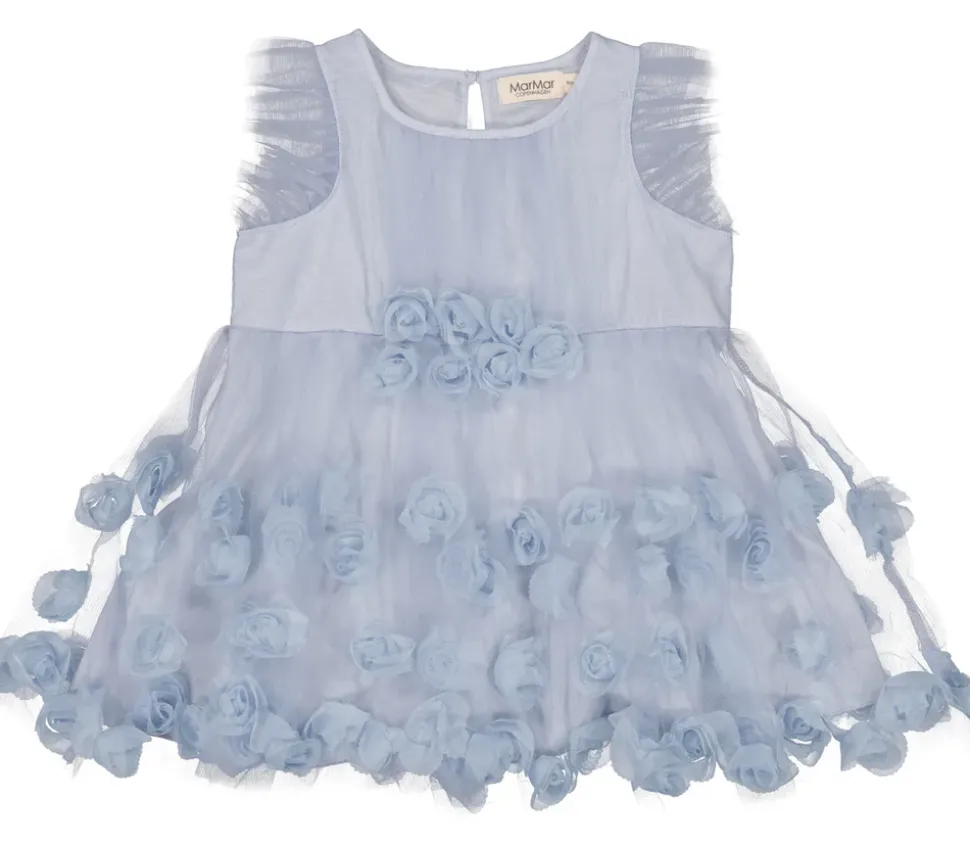 Dinne, Dress