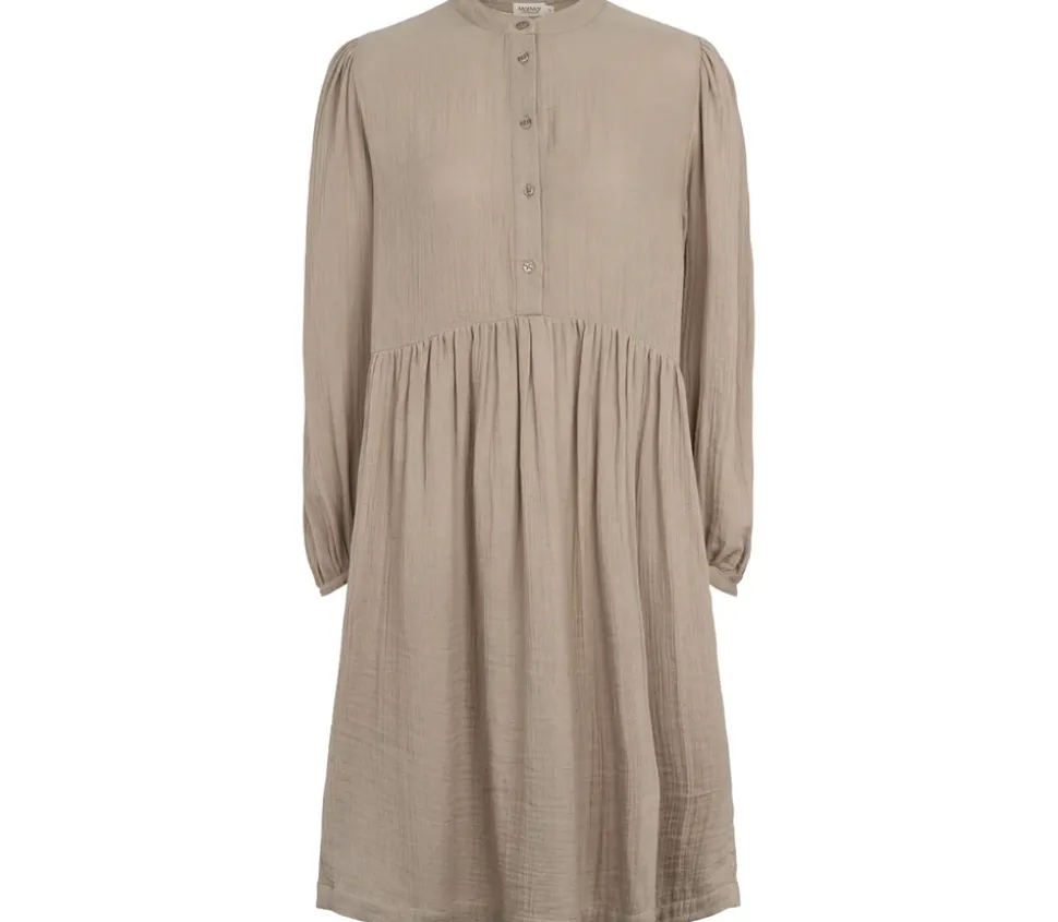 Doma W, Dress