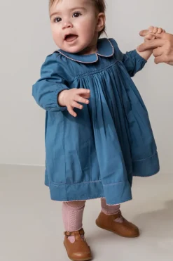 Dulla Ls, Dress
