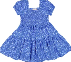 Dyman, Dress