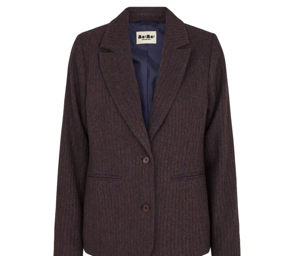 Jacobe W, Jacket