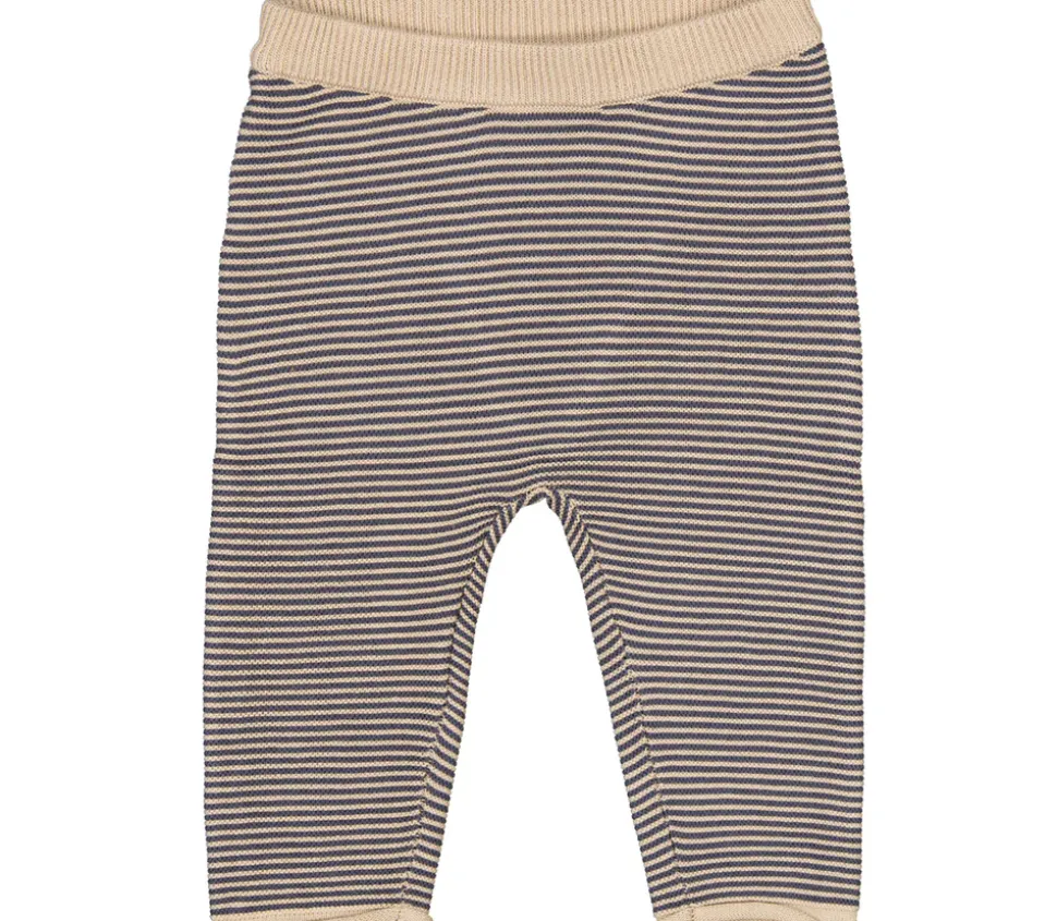 Pira, Pants
