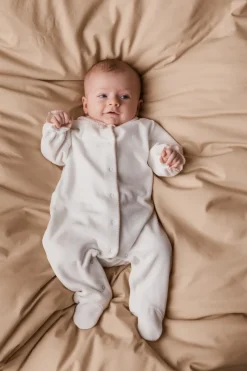 Ruddy, Romper