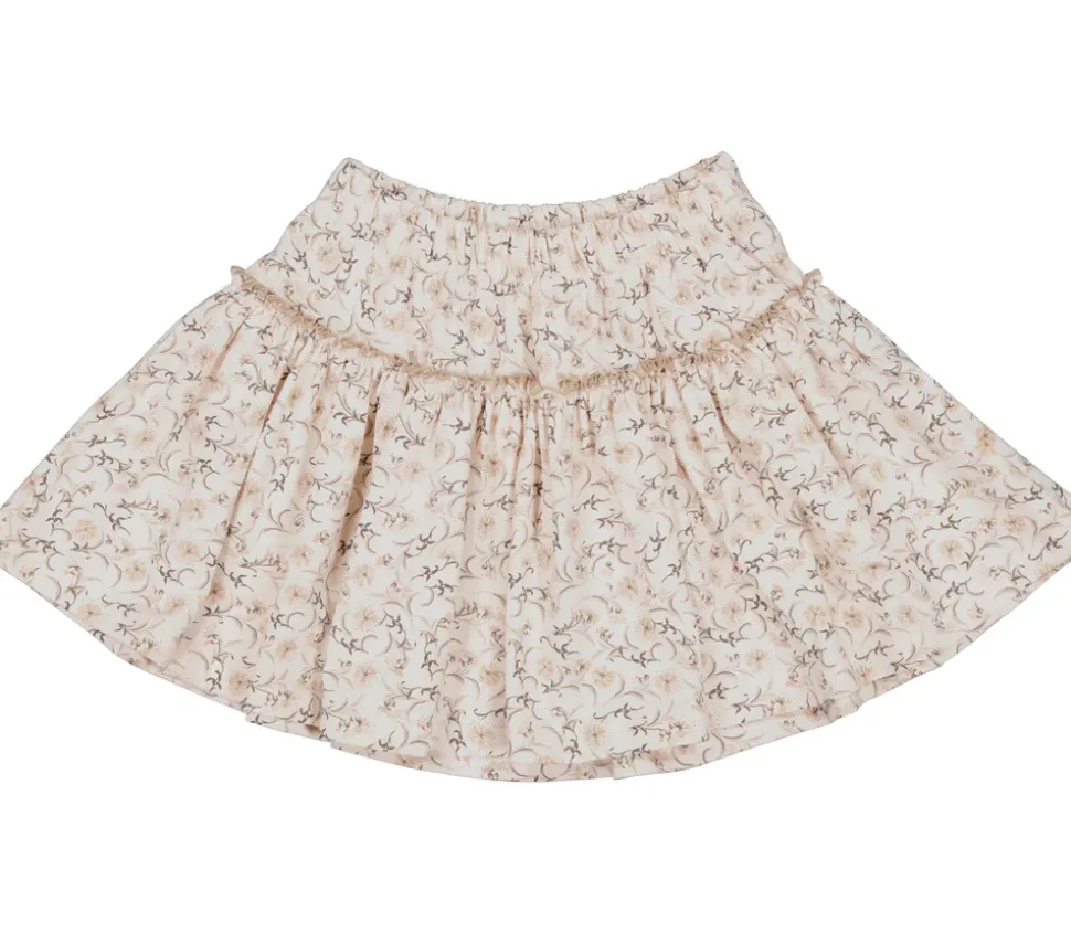 Sylvia, Skirt