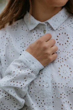 Tacha W, Shirt