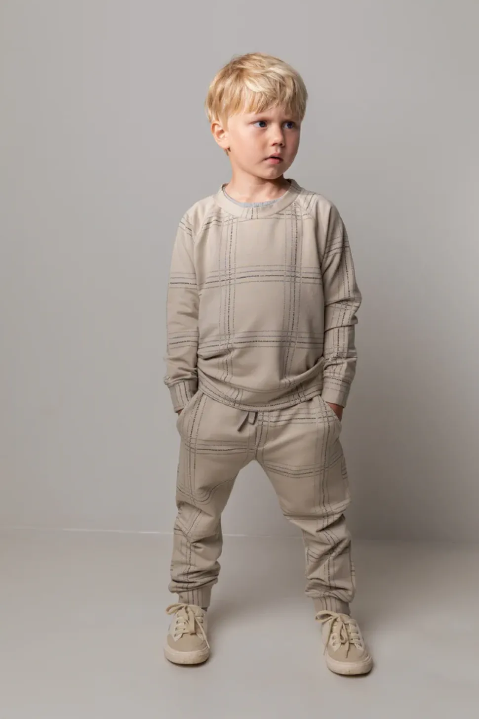 Thadeus, Sweatshirt