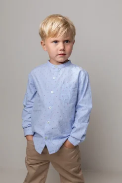 Theodor, Shirt