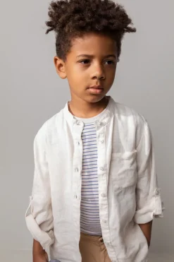 Theodor, Shirt