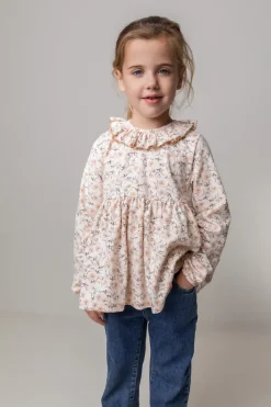 Tiora Frill, Blouse